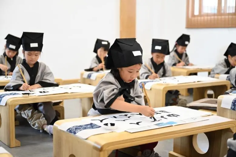  /> 
</p>
<p class=
